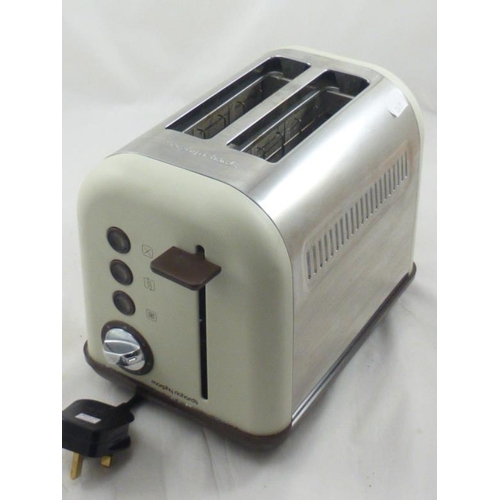 70 - Morphy Richards Two Slice Electric Toaster (Working)