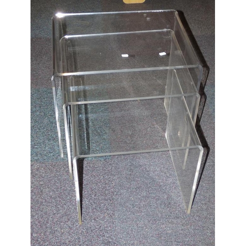 45 - Nest of three tables (clear plastic)