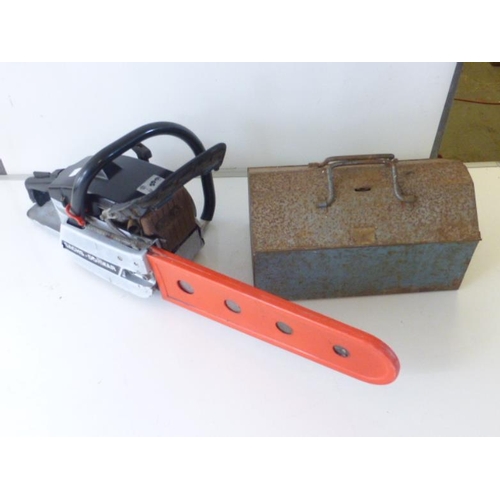 44 - Sachs-Dolmar 112 petrol chain saw with various tools