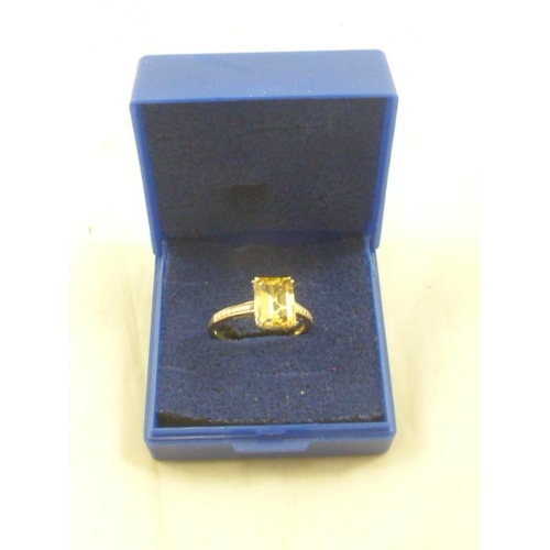 183 - Silver 925 and Citrine Ring Size M complete with Presentation Box