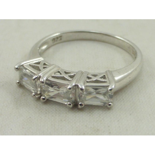 204 - Silver 925 Ring with CZ Stone Decoration Size 6 complete with Presentation Box