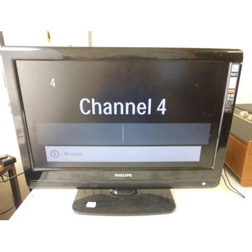 144 - Philips 22 inch HD LCD TV with Remote. Good working order.