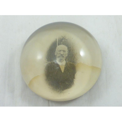 400 - A Victorian Picture Paperweight