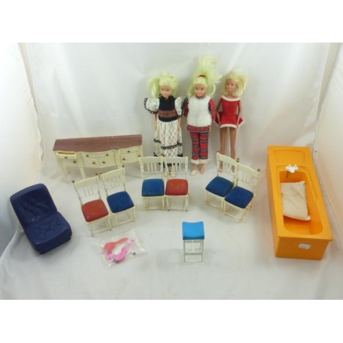 458 - Collection of Louis Marx Sindy Dolls and Furniture