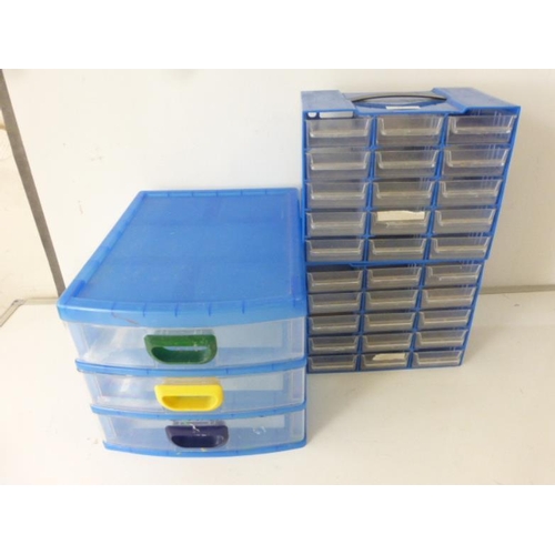 542 - Small Plastic Storage Drawers