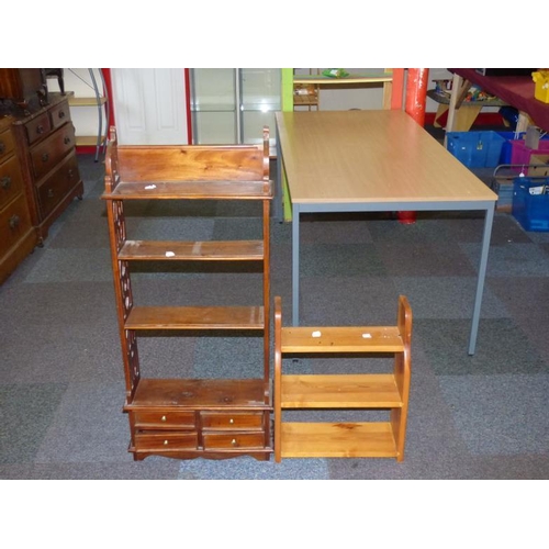 61 - Two wooden shelving units