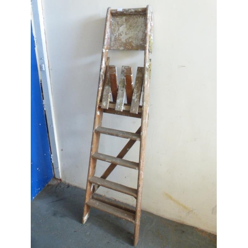 70 - Wooden Decorators Step Ladders