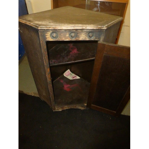 76 - Antique Oak Wall Mounted Corner Cabinet