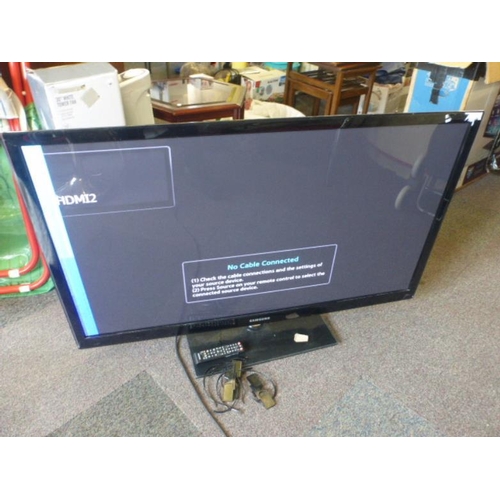 90 - Samsung PS51E550D1KXXU 51inch 3D Smart TV complete with Remote (Working Does have Line Down Side)