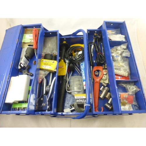 157 - Cantilever toolbox complete with mixed selection of tools