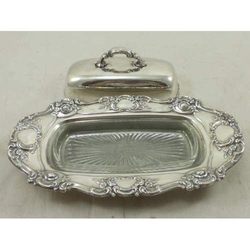 264 - Vintage Silver Plated Butter Dish complete with Glass Liner