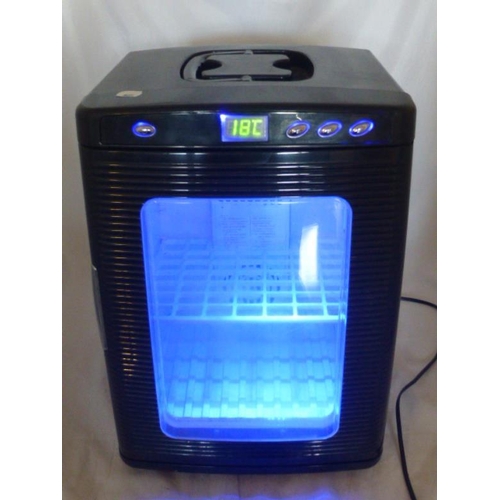69 - Model BCR-25 12v/240v Hot/Cold Heater and Refridgereator