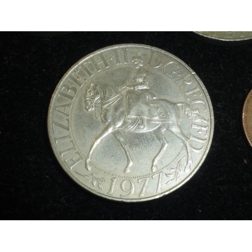 75 - Mixed Tray of Coinage Including Australian $5 Coin and Bicentennial Medals, Crowns, and mixed Coinag... 