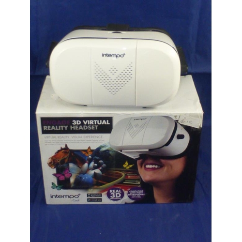 333 - Intempo 3D Reality Headset boxed