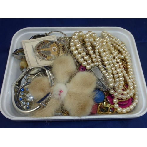 153 - Unsorted Tray of Jewellery Including Watch, and 3 String Pearl Necklace