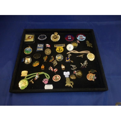 168 - Mixed Tray of Various Vintage Pin Badges