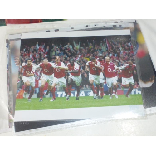 106 - Collection of Press release photo's of Arsenal FA CUP winners 2004