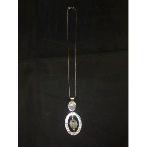 135 - Silver 925 Mexican Pendant and Chain complete with Presentation Box