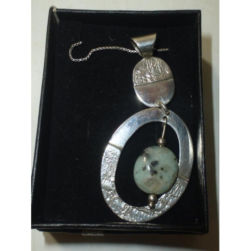 135 - Silver 925 Mexican Pendant and Chain complete with Presentation Box