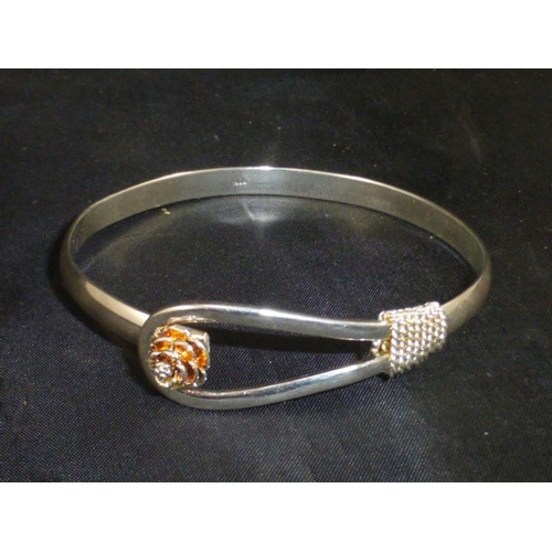 5 - 925 Bangle in Presentation box