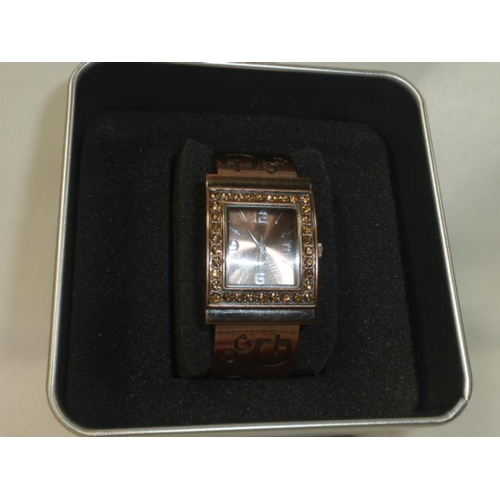 140 - Ladies Bangle Watch in presentation box