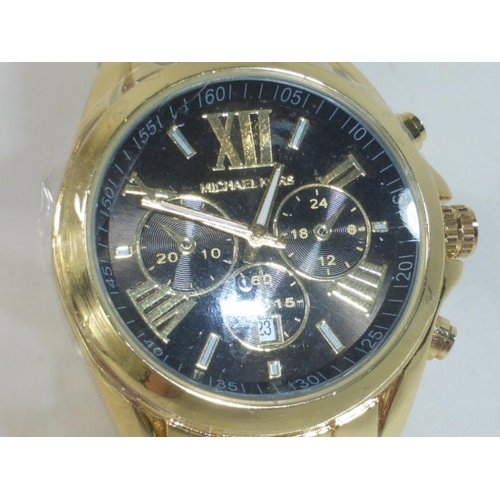 156 - New Michael Kors MK-3119 Style Watch in Gold and Black with Roman Numeral Numbered Face (Working)