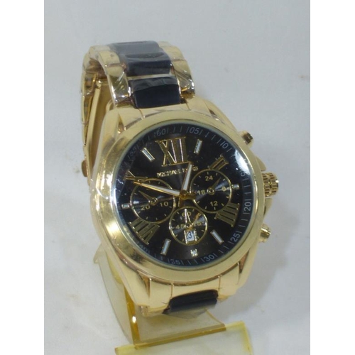 156 - New Michael Kors MK-3119 Style Watch in Gold and Black with Roman Numeral Numbered Face (Working)