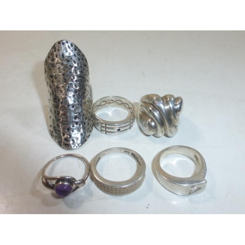 168 - Collection of 6 Sterling Silver Rings