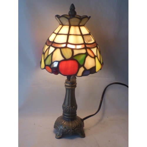 250 - Tiffany Style Table Lamp (30cm)
