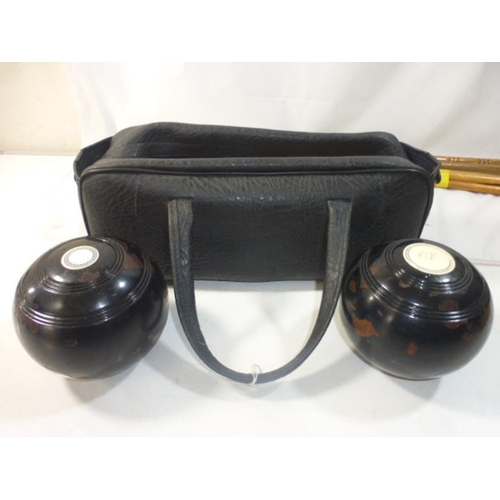 289 - Pair of Crown Green Bowls in Case