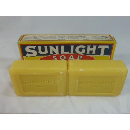 61 - Modern box of the Vintage Sunlight soap containing two bars