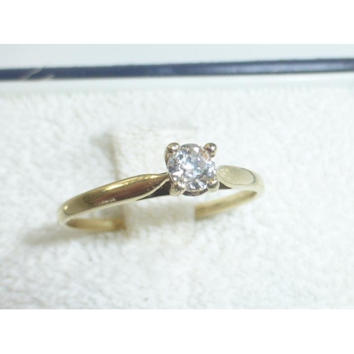 71 - 9ct Gold Diamond Solitaire ring 0.20 Carat Size O in presentation box