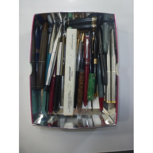 98 - Collection of Pens, Fountain and other to include Eversharp Parker and more