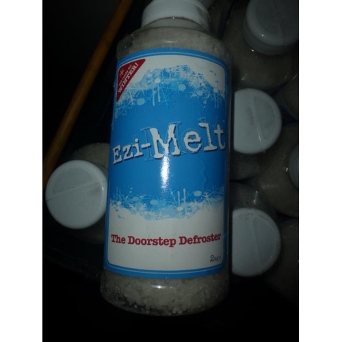 315 - Approx 50 2kg Ezi Melt Doorstep Defroster Crystal Canisters