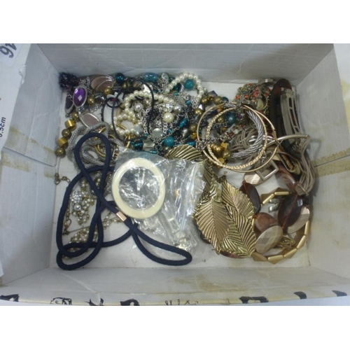 552 - A Box of Costume Jewellery