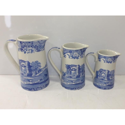 62 - Three Graduated Italian Blue and White Spode Jugs