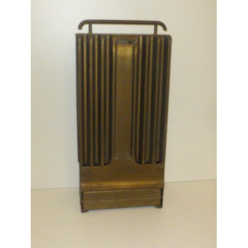 112 - Vintage Aladdin Paraffin Radiator (80cm x 37cm x 18cm)