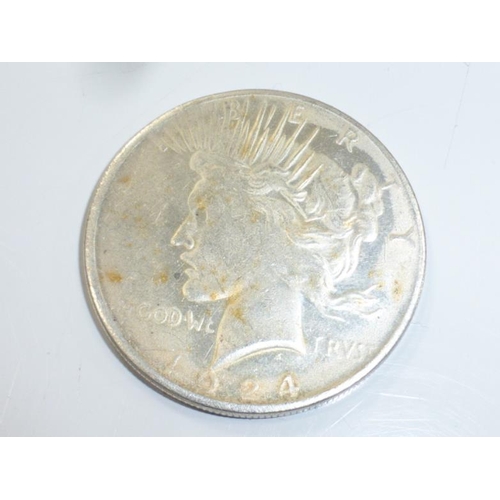 343 - Replica of a 1924 Silver USA Liberty Peace Dollar