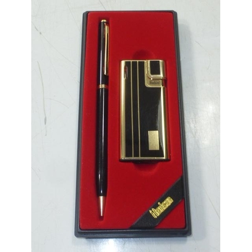 Hadson Cigarette and Pen set in case