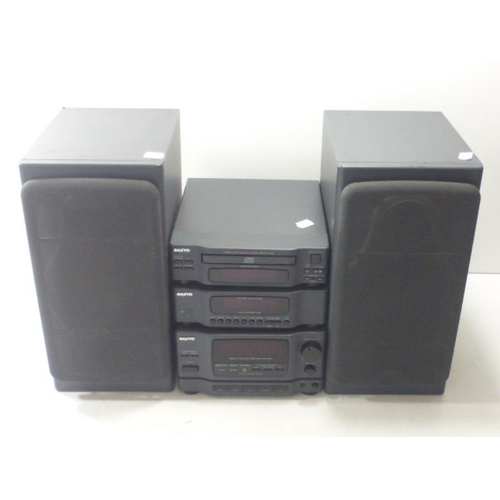 2 - Sanyo Mini Tower System complete with speakers (Untested)