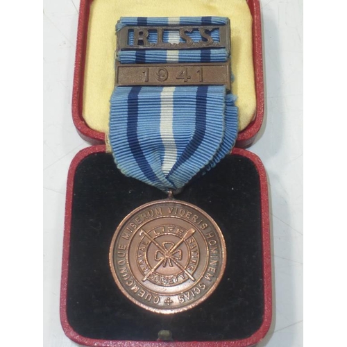 272 - Rare WW2 Bronze Life Saving Medal Awarded in 1939 has additional Bar for 1941. War Time restrictions... 