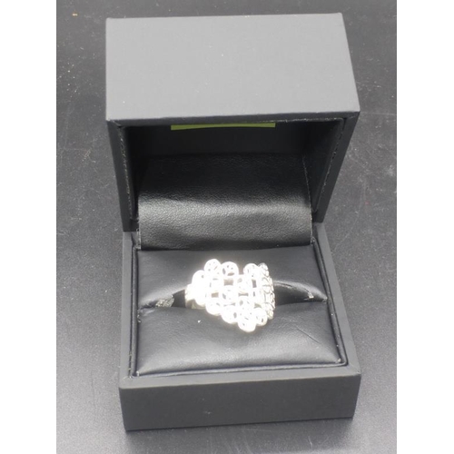 290 - Silver 925 Ring (Size N) in Presentation Box