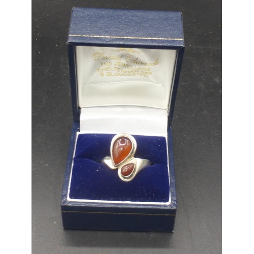 345 - Vintage Silver 925 and Amber Ring (Size P) In Presentation Box