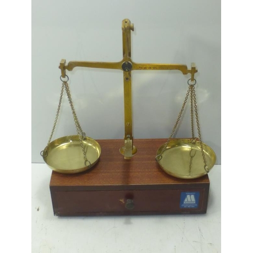 43 - Set of Troy Gold Weights complete with Weights and Stand with Drawer