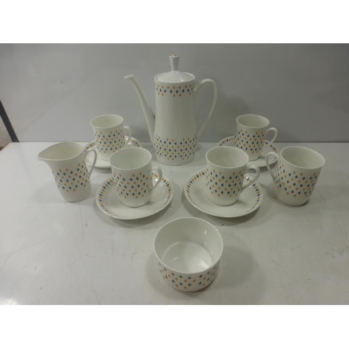 81 - Twelve Piece Windsor Bone China Set with Teapot