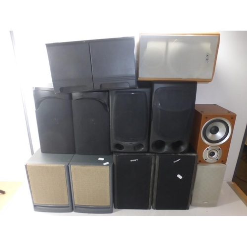 115 - Large Collection Of Unsorted Speakers