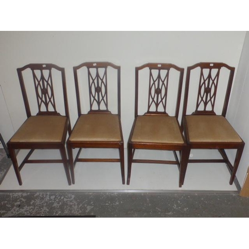 219 - Set of 4 Vintage Oak Georgian Style Dinning Chairs