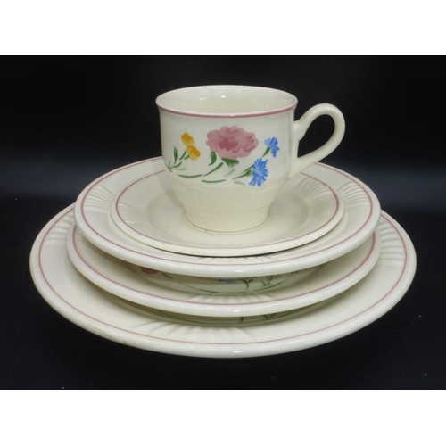 82 - Twenty Piece Creamikind Romance Tea Set / Dinner set