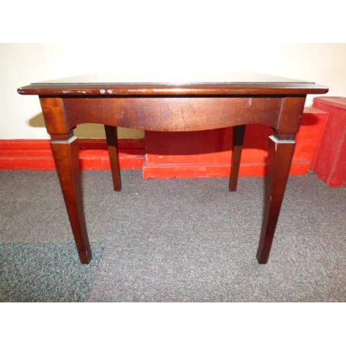 610 - Small Stag side table approx. 22