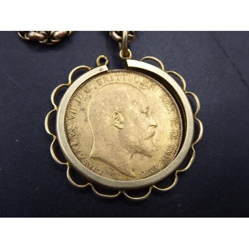 340 - Sovereign 1906 (Weight 7.98 grams) complete with Mount and Chain (Weight 12.97 grams)